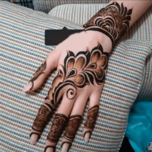 Beautiful and Stylish Henna Mehndi Designs for Hand - Ethnic Fashion ...